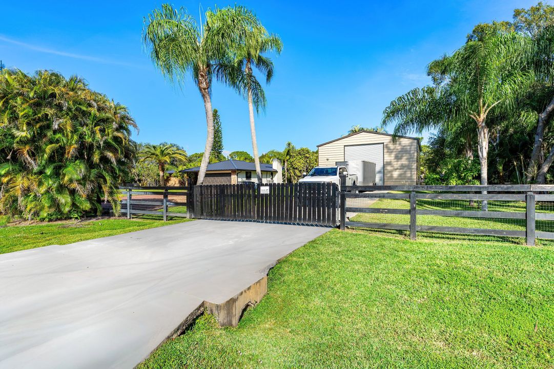 待售: $1,195,000 (4 贝兹, 2 浴室, 1956 平方英尺)