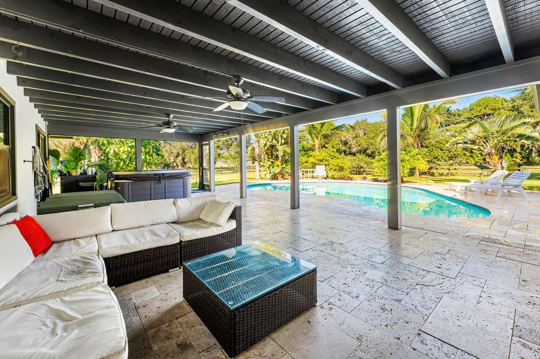 待售: $1,195,000 (4 贝兹, 2 浴室, 1956 平方英尺)