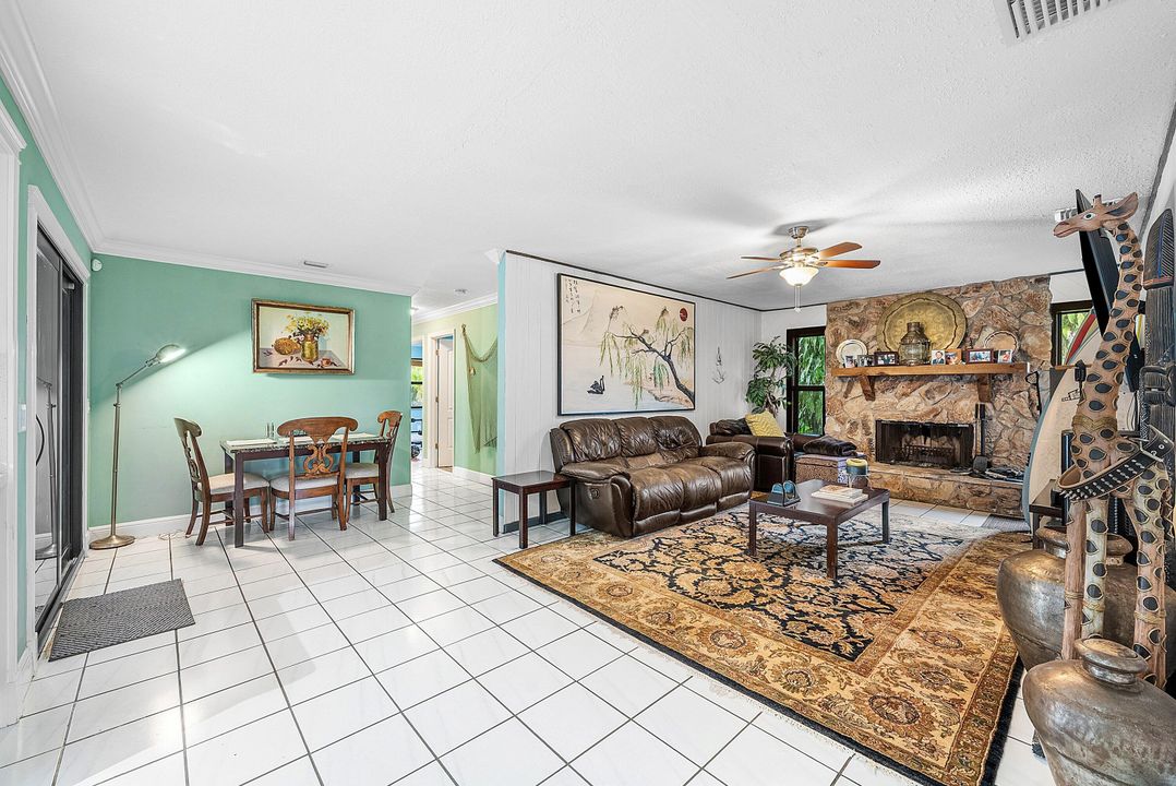 待售: $1,195,000 (4 贝兹, 2 浴室, 1956 平方英尺)