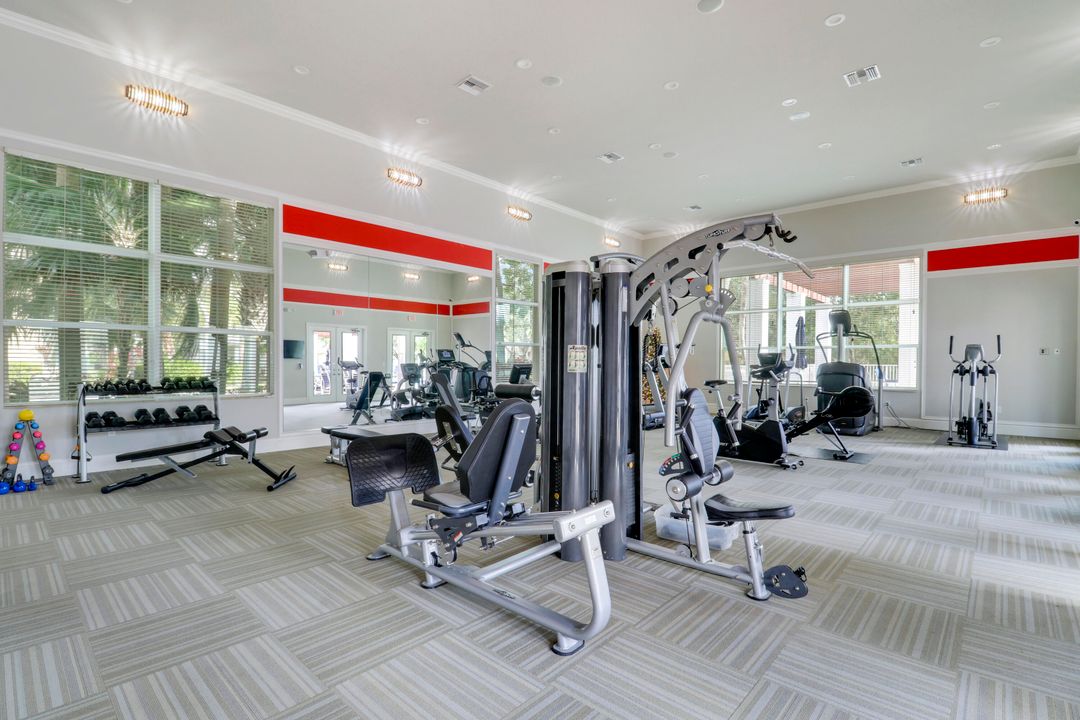 待售: $820,000 (3 贝兹, 2 浴室, 2467 平方英尺)