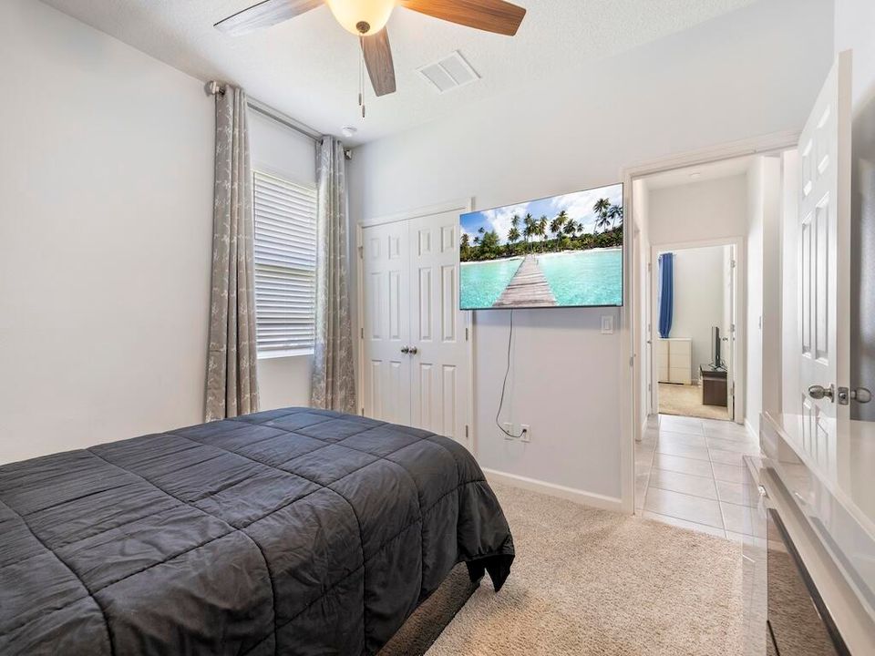 For Rent: $2,850 (3 beds, 2 baths, 2034 Square Feet)