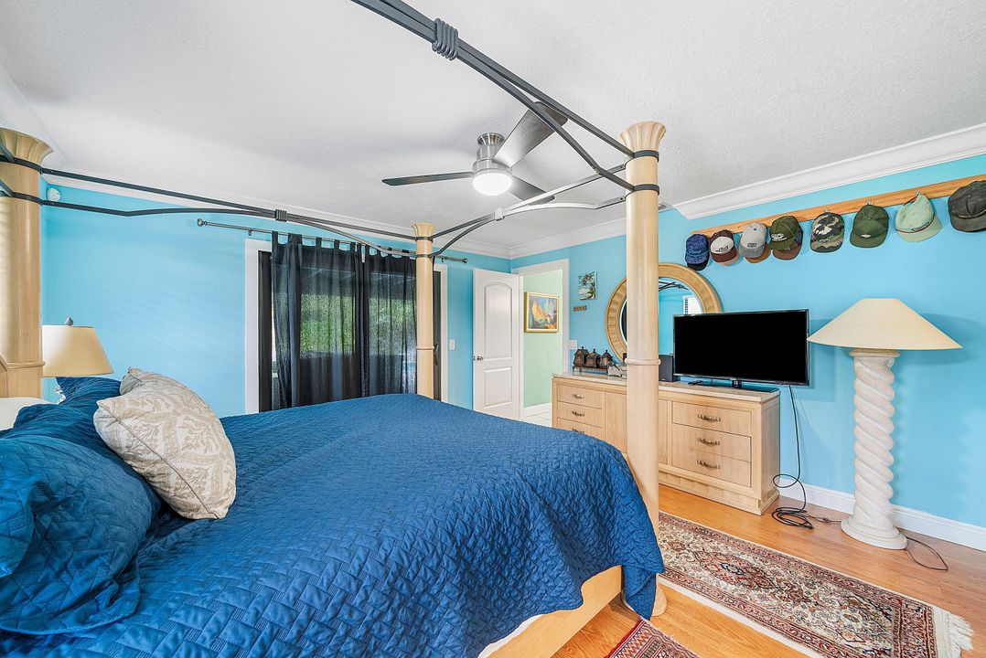 待售: $1,195,000 (4 贝兹, 2 浴室, 1956 平方英尺)