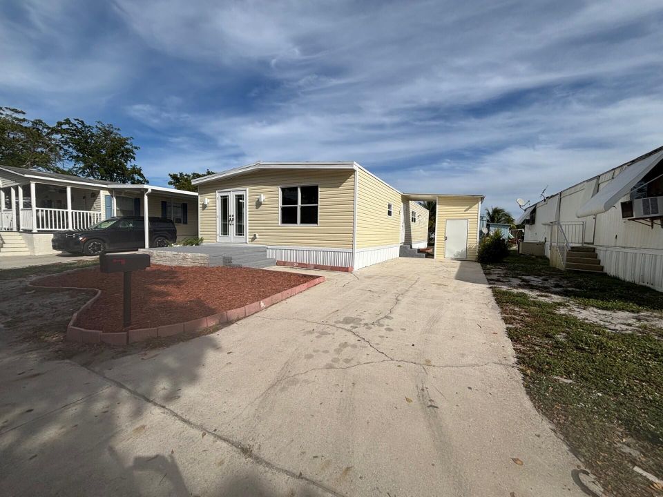 For Sale: $148,000 (4 beds, 2 baths, 1344 Square Feet)