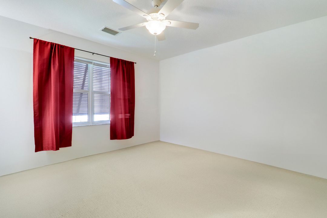 待售: $820,000 (3 贝兹, 2 浴室, 2467 平方英尺)