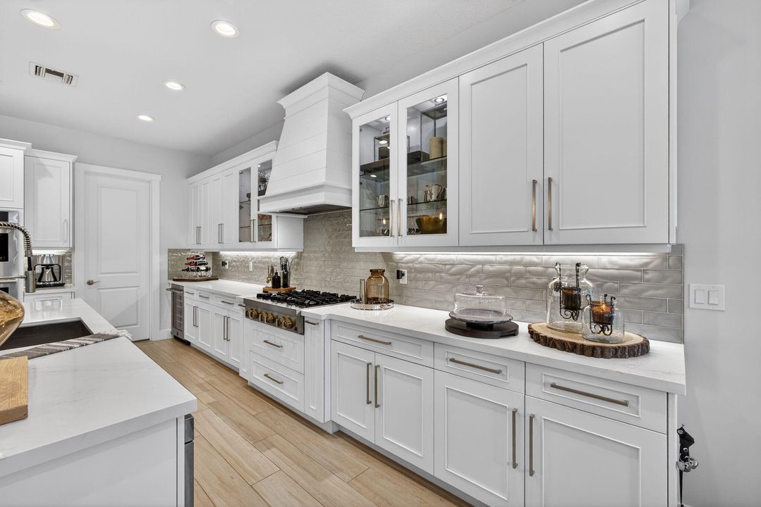 En Venta: $1,995,000 (6 camas, 3 baños, 3939 Pies cuadrados)