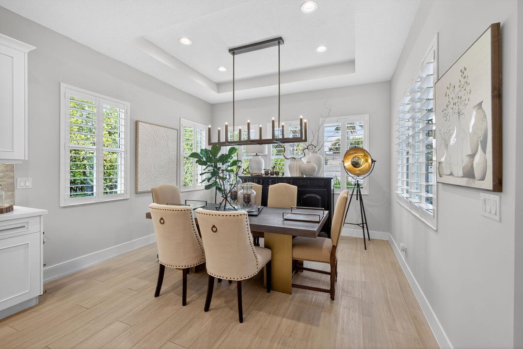 En Venta: $1,995,000 (6 camas, 3 baños, 3939 Pies cuadrados)