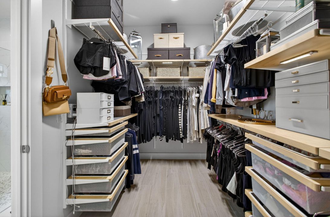 En Venta: $1,995,000 (6 camas, 3 baños, 3939 Pies cuadrados)