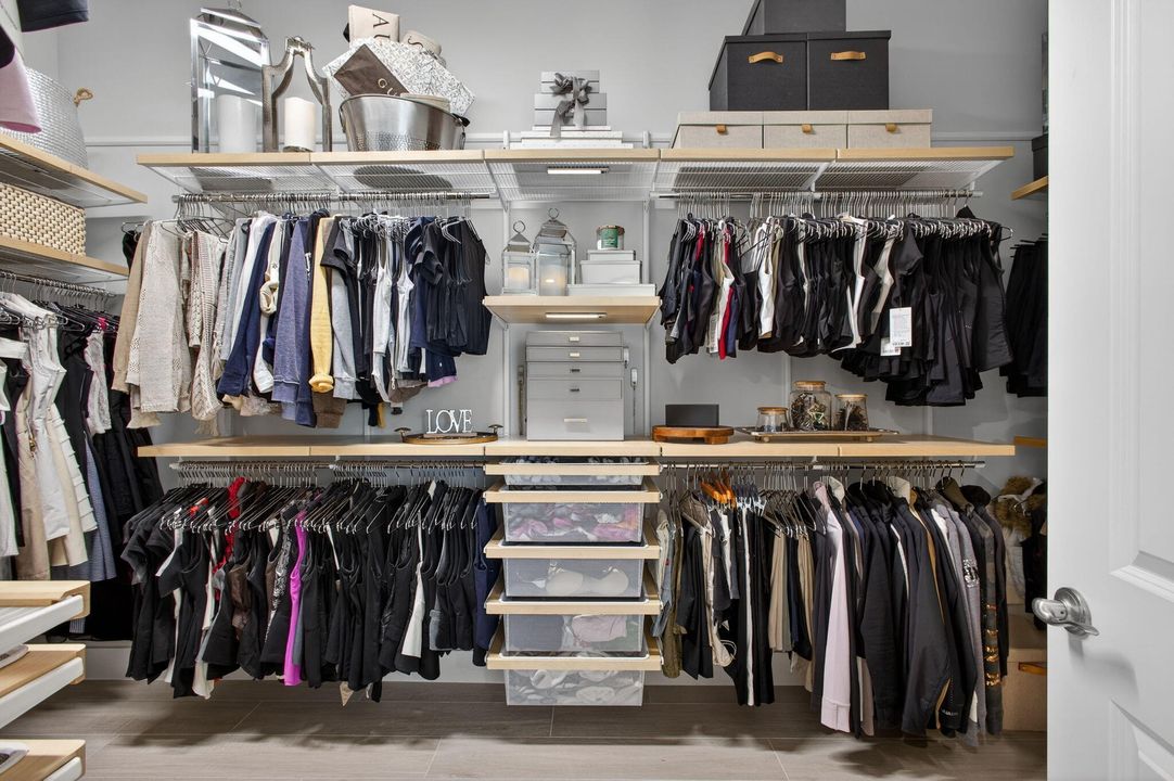 En Venta: $1,995,000 (6 camas, 3 baños, 3939 Pies cuadrados)