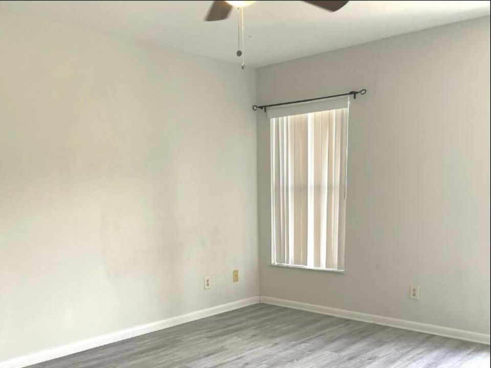 For Rent: $2,250 (2 beds, 2 baths, 1092 Square Feet)