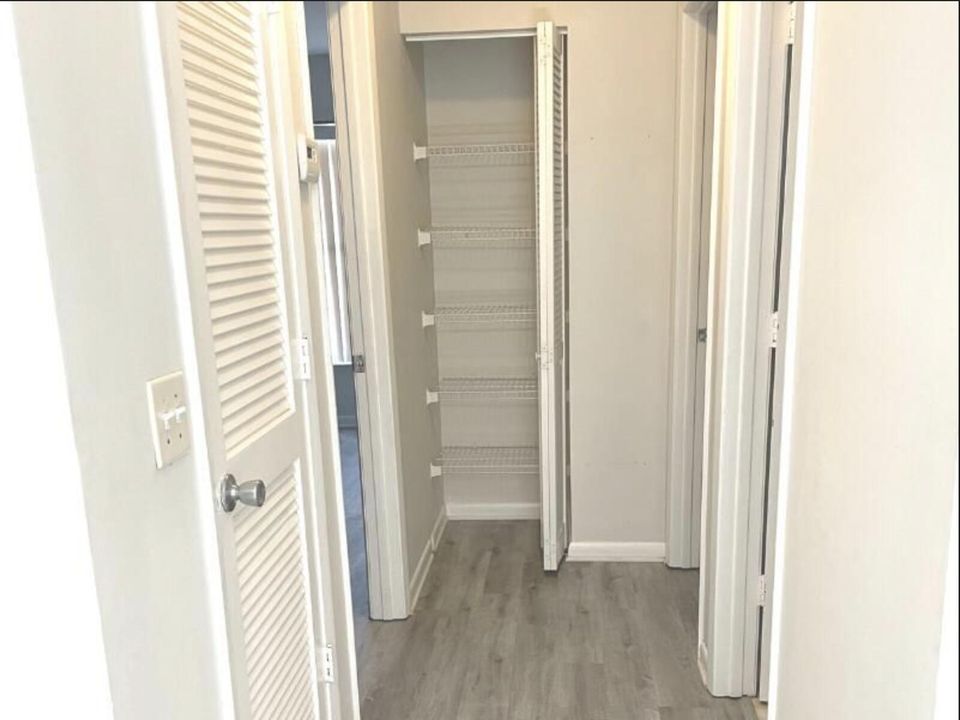 For Rent: $2,250 (2 beds, 2 baths, 1092 Square Feet)