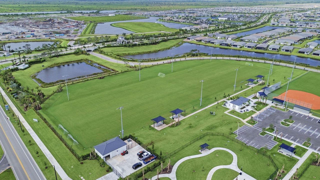 待售: $465,000 (2 贝兹, 2 浴室, 1750 平方英尺)