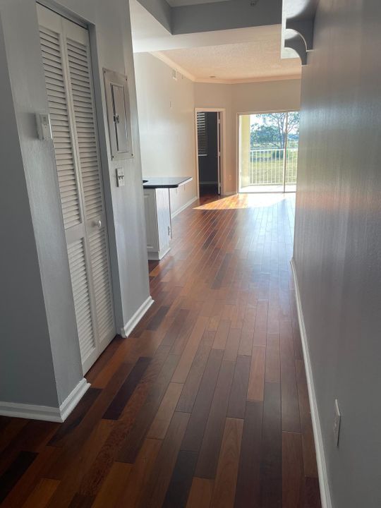 En Venta: $340,000 (3 camas, 2 baños, 1113 Pies cuadrados)