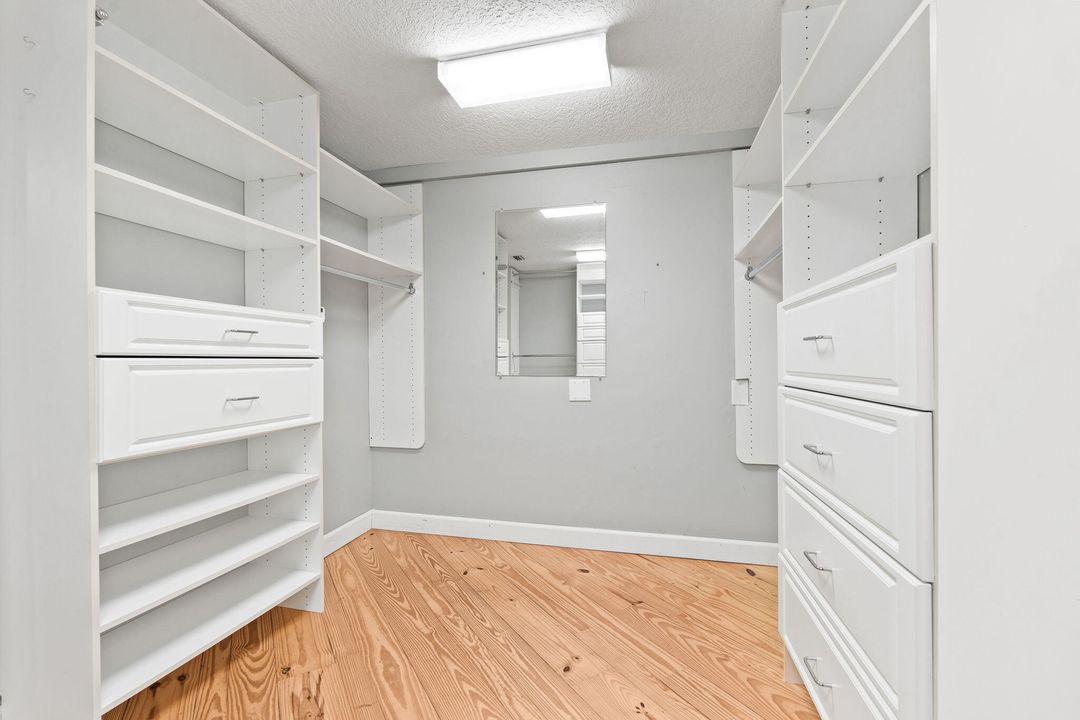 En Venta: $319,900 (3 camas, 2 baños, 1451 Pies cuadrados)