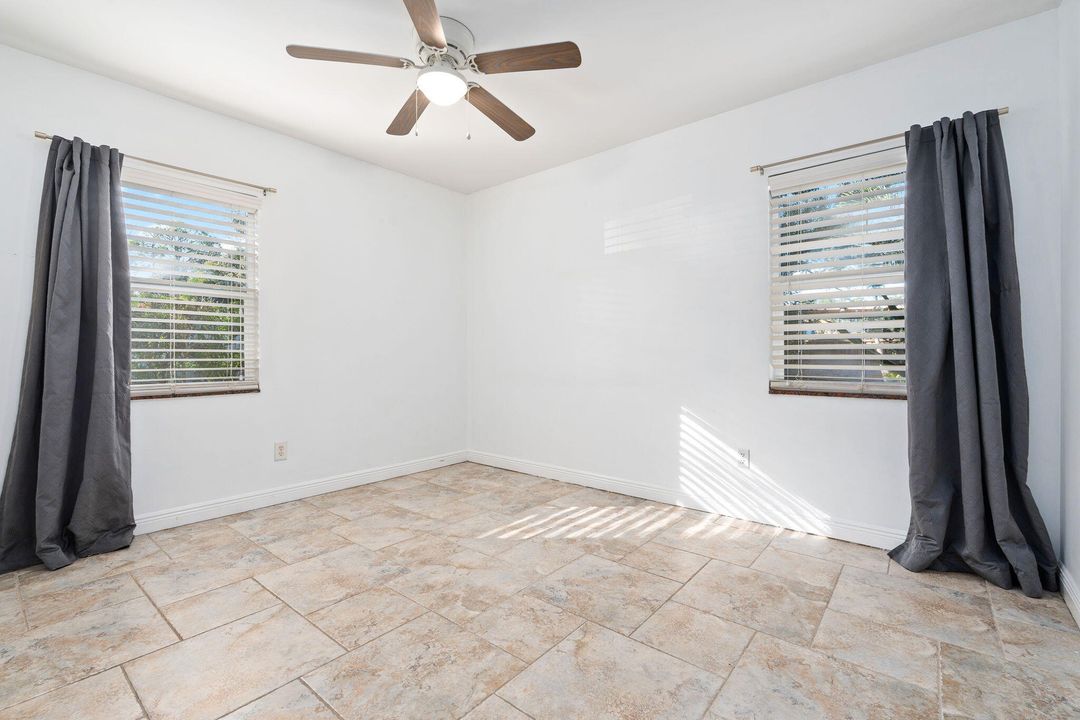 En Venta: $319,900 (3 camas, 2 baños, 1451 Pies cuadrados)