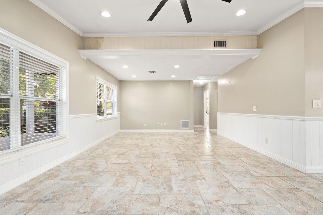 En Venta: $319,900 (3 camas, 2 baños, 1451 Pies cuadrados)