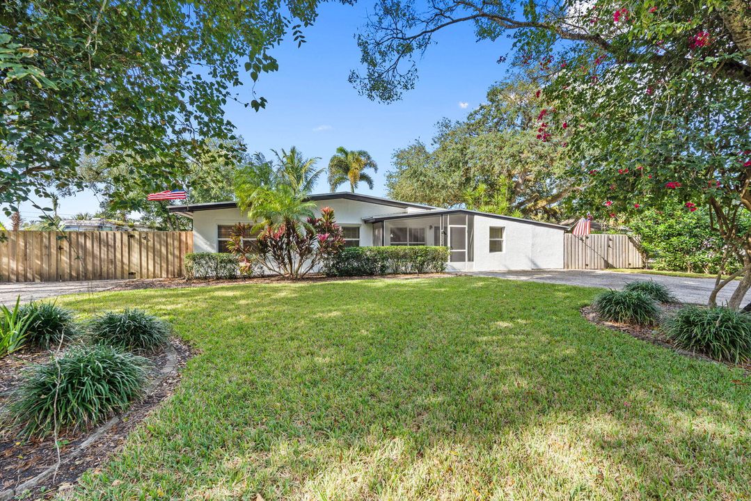 En Venta: $319,900 (3 camas, 2 baños, 1451 Pies cuadrados)