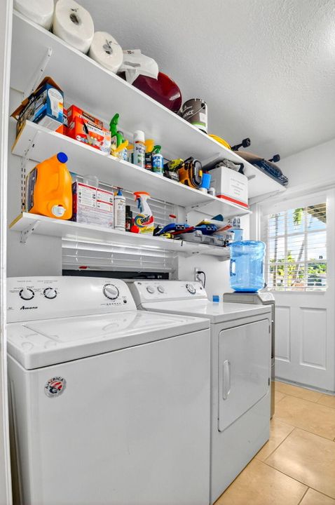 For Rent: $3,400 (3 beds, 2 baths, 2070 Square Feet)