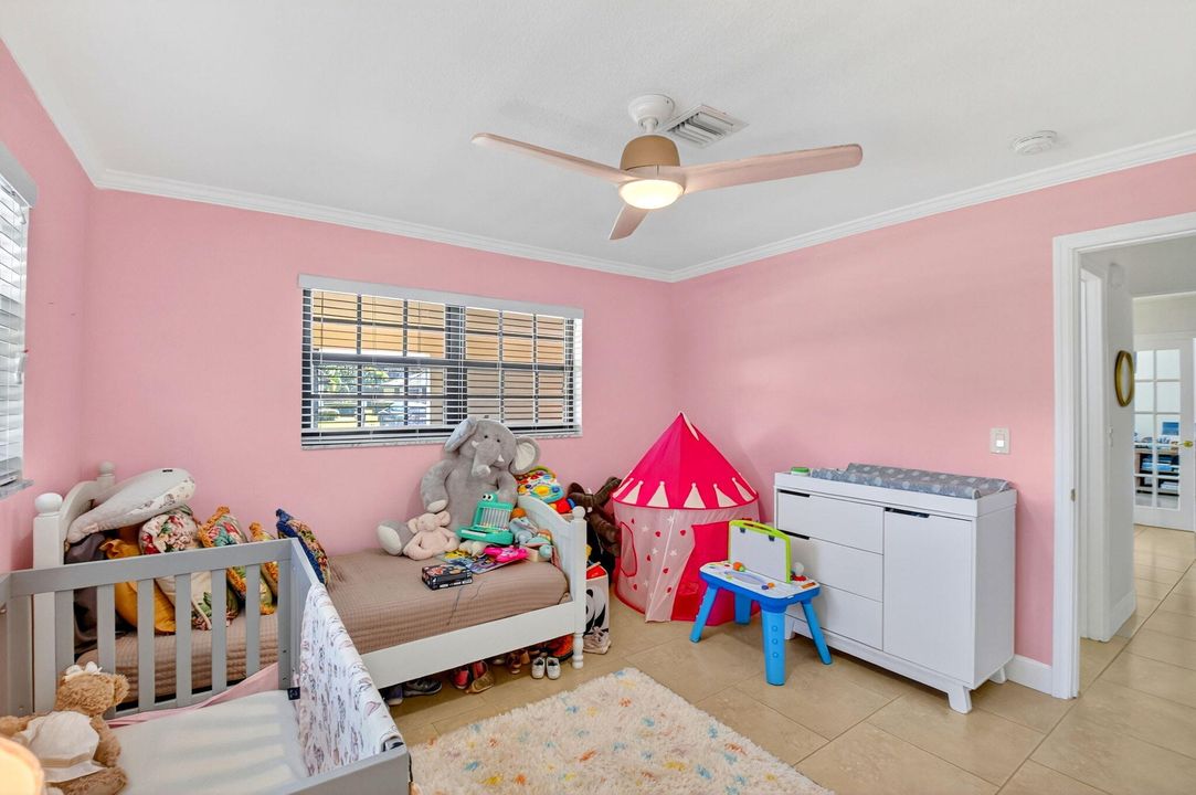 For Rent: $3,400 (3 beds, 2 baths, 2070 Square Feet)