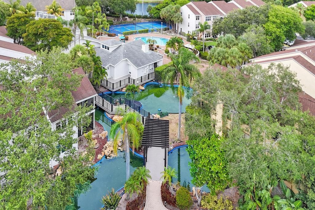 В аренду: $2,000 (2 спален, 2 ванн, 1088 Квадратных фут)