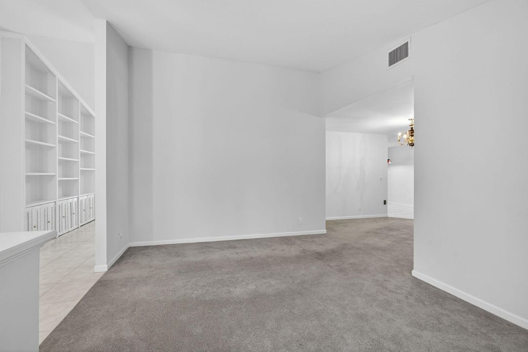 For Rent: $5,600 (5 beds, 3 baths, 3141 Square Feet)