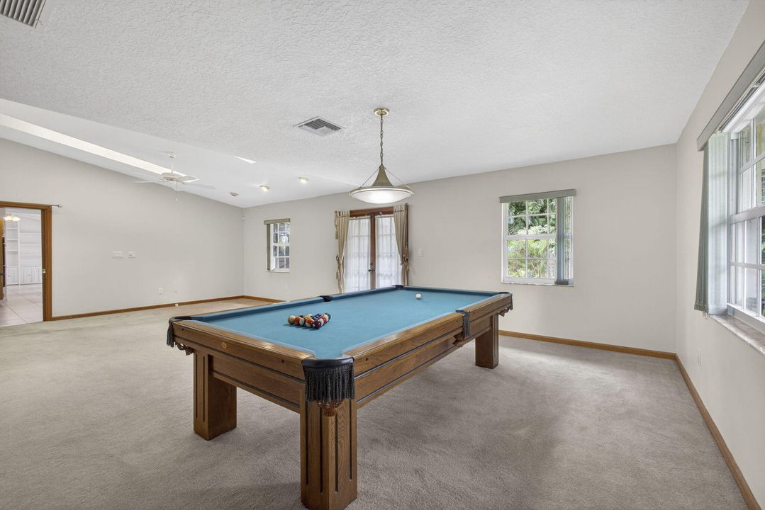 For Rent: $5,600 (5 beds, 3 baths, 3141 Square Feet)