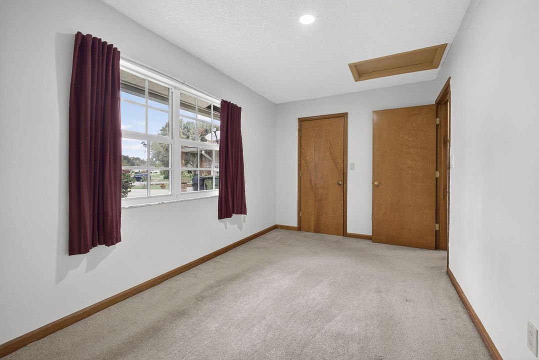 For Rent: $5,600 (5 beds, 3 baths, 3141 Square Feet)