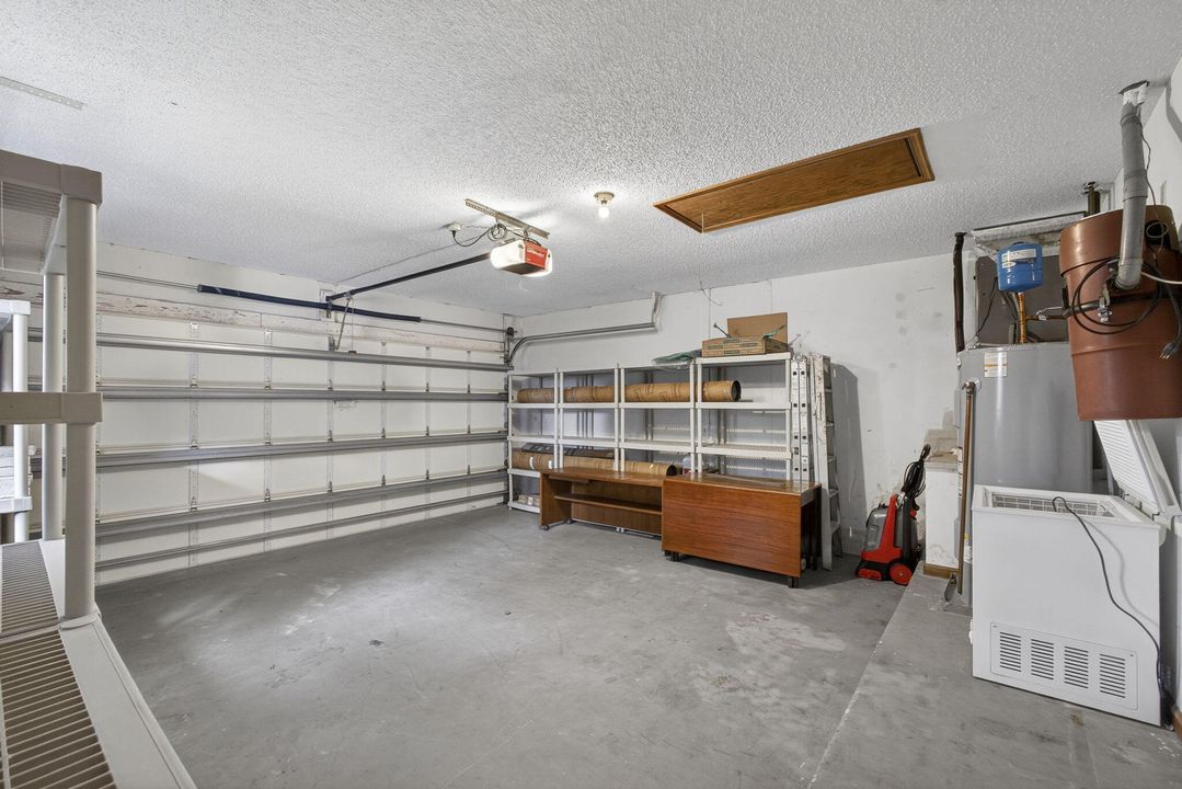 For Rent: $5,600 (5 beds, 3 baths, 3141 Square Feet)