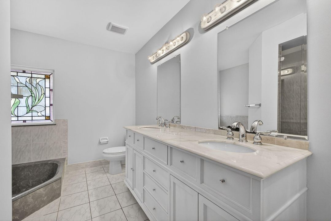 For Rent: $5,600 (5 beds, 3 baths, 3141 Square Feet)