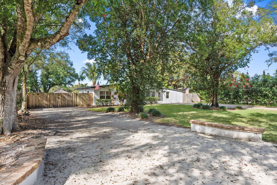 En Venta: $319,900 (3 camas, 2 baños, 1451 Pies cuadrados)