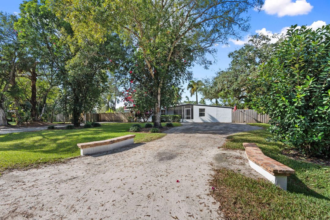 En Venta: $319,900 (3 camas, 2 baños, 1451 Pies cuadrados)