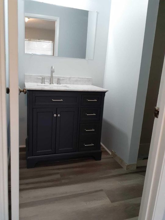 For Rent: $2,295 (3 beds, 2 baths, 1120 Square Feet)