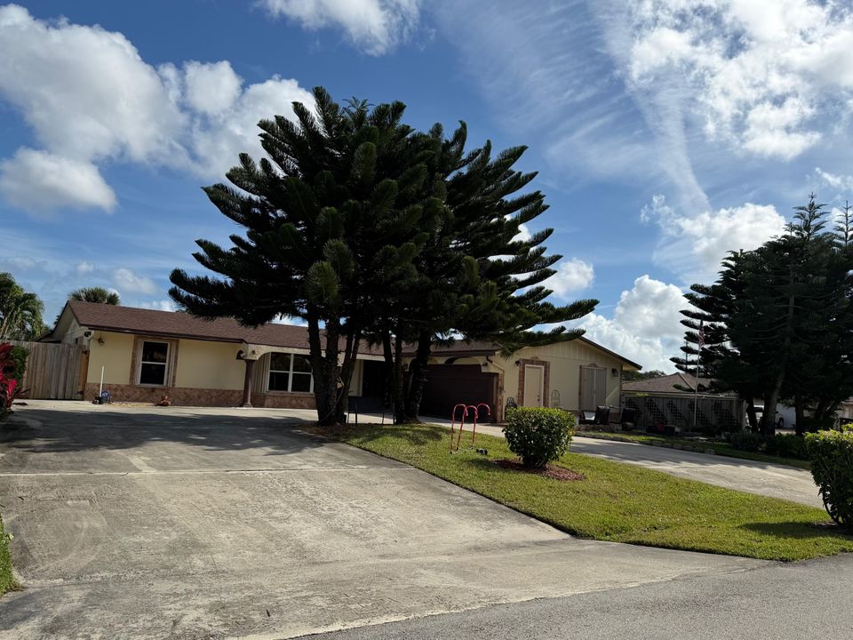 待售: $899,900 (4 贝兹, 3 浴室, 2431 平方英尺)