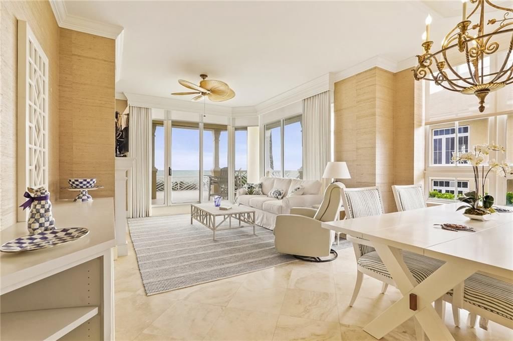 En Venta: $2,675,000 (3 camas, 3 baños, 2718 Pies cuadrados)