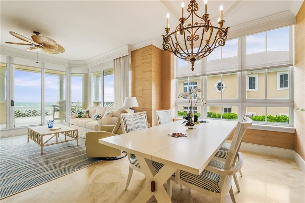 En Venta: $2,675,000 (3 camas, 3 baños, 2718 Pies cuadrados)