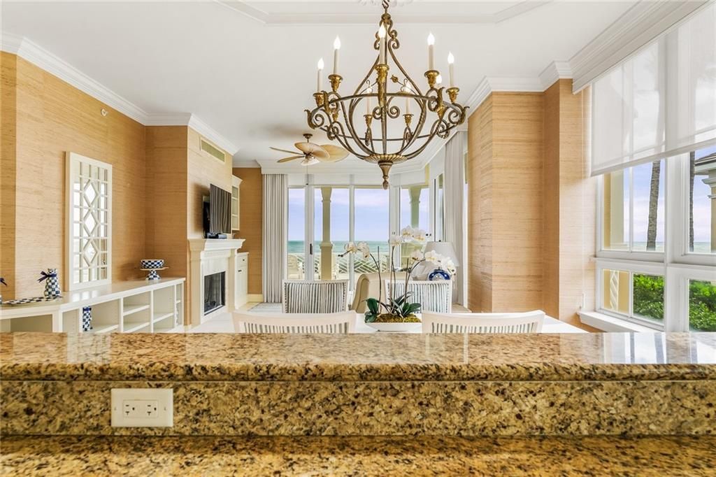 En Venta: $2,675,000 (3 camas, 3 baños, 2718 Pies cuadrados)