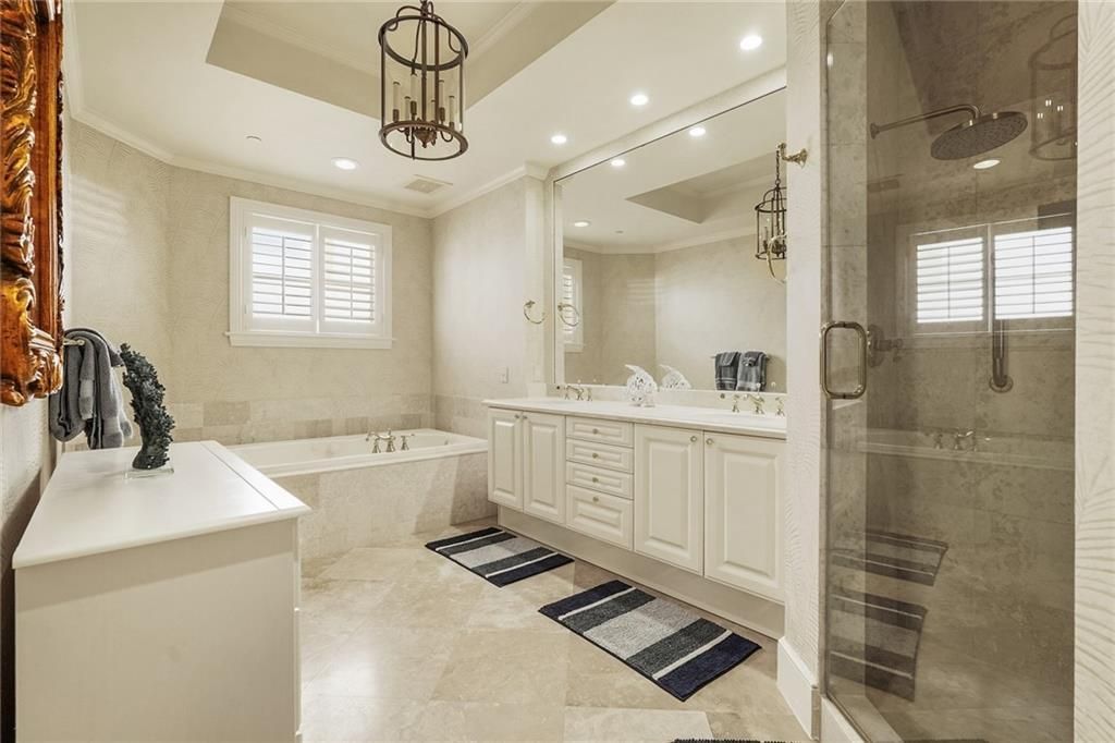 En Venta: $2,675,000 (3 camas, 3 baños, 2718 Pies cuadrados)