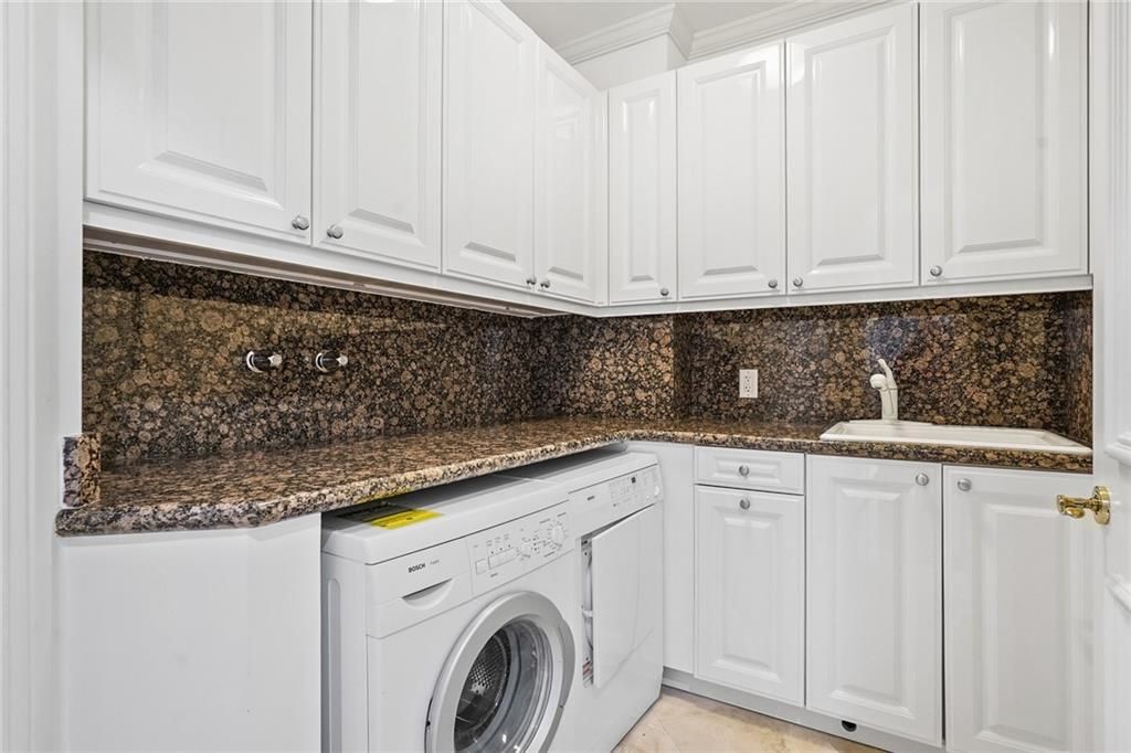 En Venta: $2,675,000 (3 camas, 3 baños, 2718 Pies cuadrados)