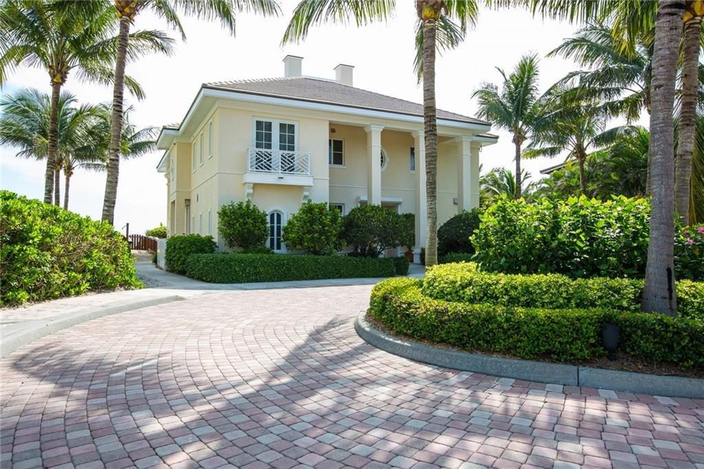 En Venta: $2,675,000 (3 camas, 3 baños, 2718 Pies cuadrados)