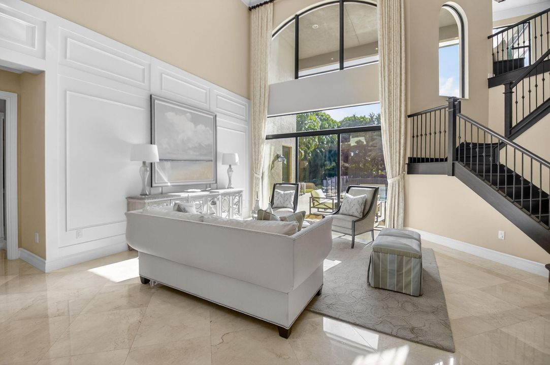 待售: $2,349,000 (5 贝兹, 5 浴室, 5031 平方英尺)