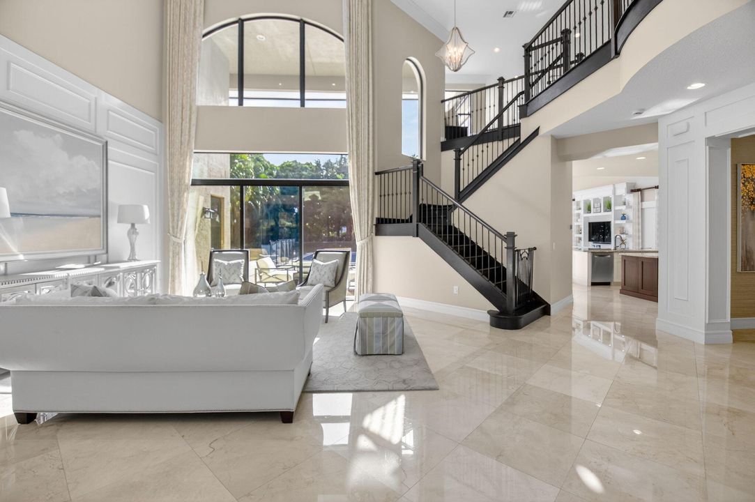 待售: $2,349,000 (5 贝兹, 5 浴室, 5031 平方英尺)