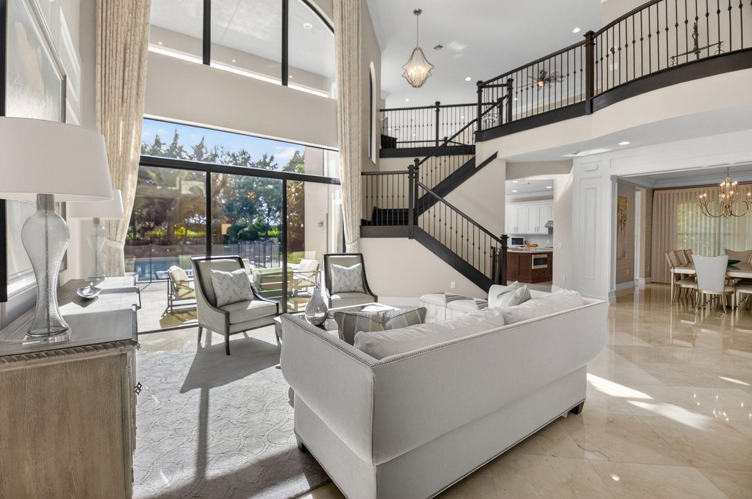 待售: $2,349,000 (5 贝兹, 5 浴室, 5031 平方英尺)