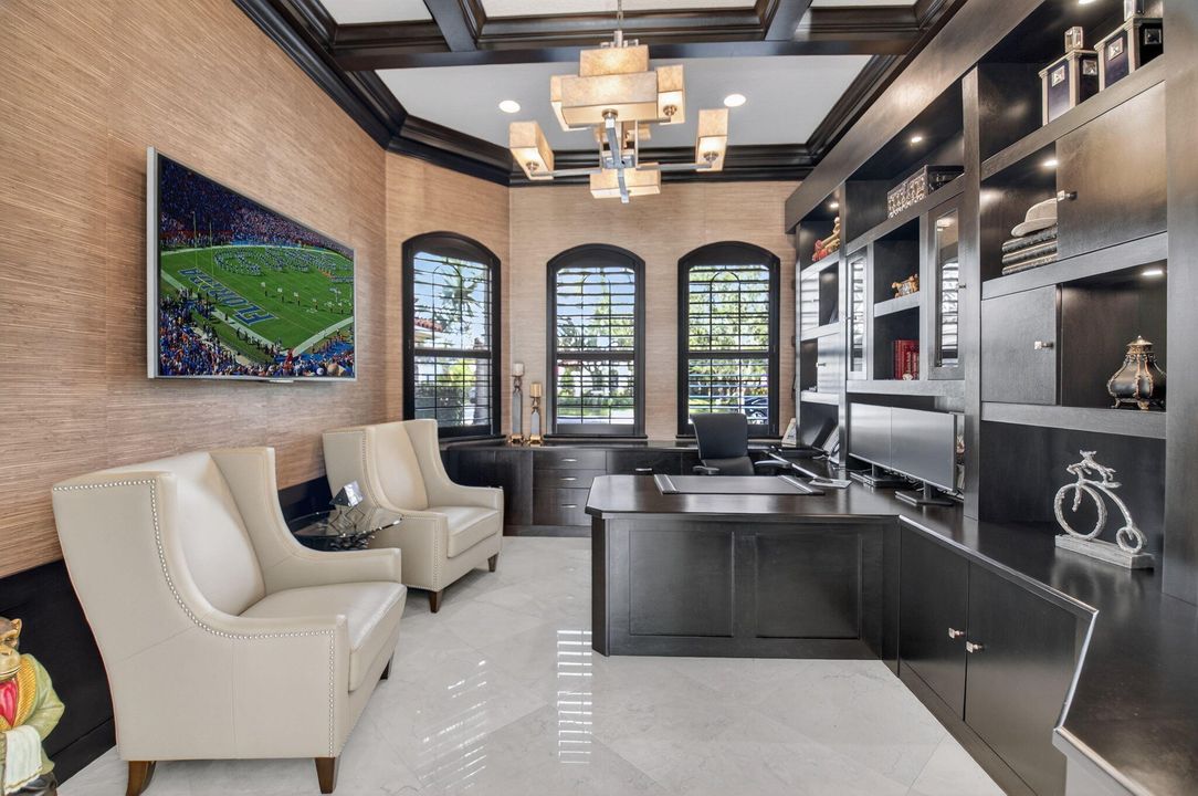 待售: $2,349,000 (5 贝兹, 5 浴室, 5031 平方英尺)