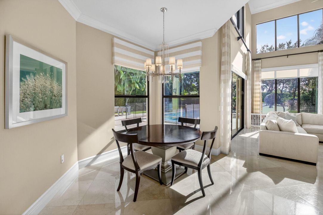 待售: $2,349,000 (5 贝兹, 5 浴室, 5031 平方英尺)