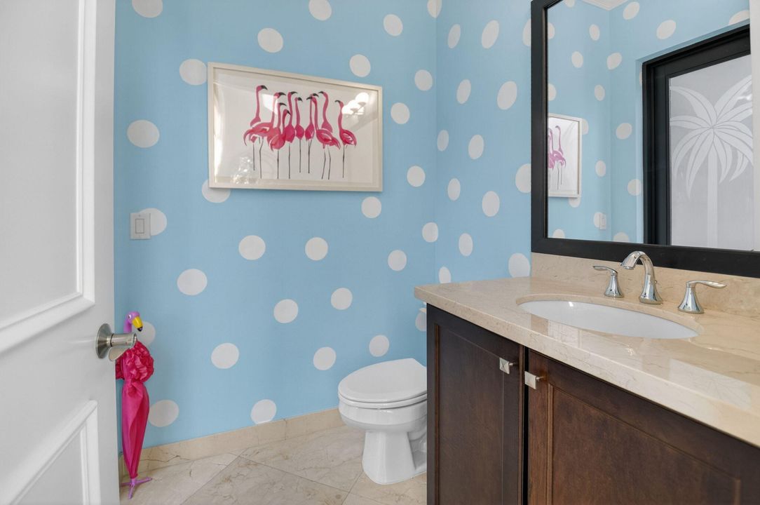 待售: $2,349,000 (5 贝兹, 5 浴室, 5031 平方英尺)