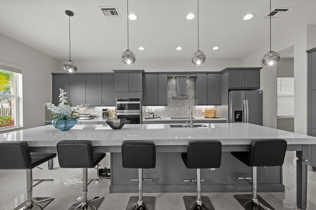 For Sale: $799,990 (3 beds, 3 baths, 2410 Square Feet)