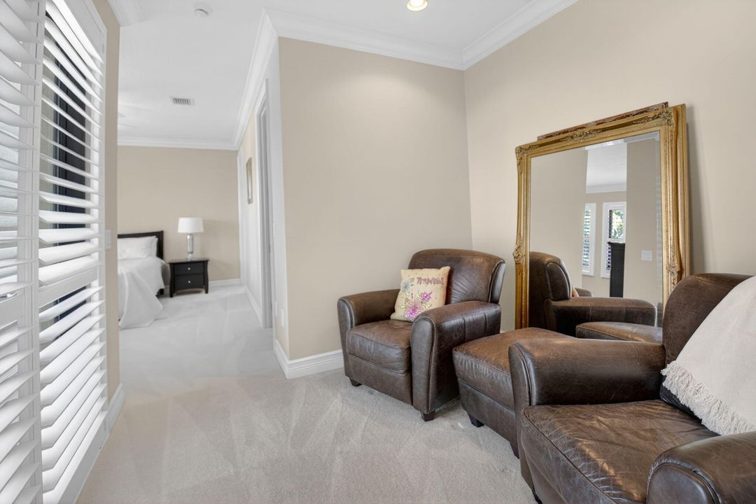 待售: $2,349,000 (5 贝兹, 5 浴室, 5031 平方英尺)