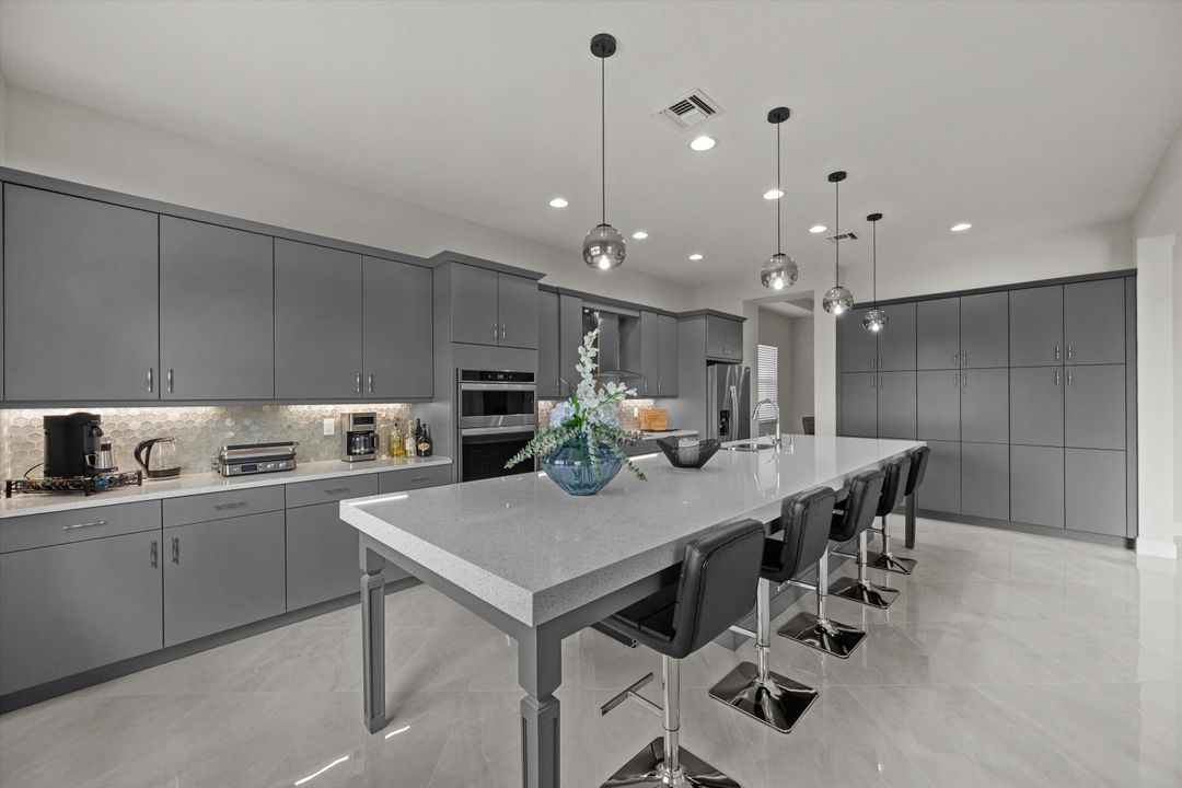 For Sale: $799,990 (3 beds, 3 baths, 2410 Square Feet)