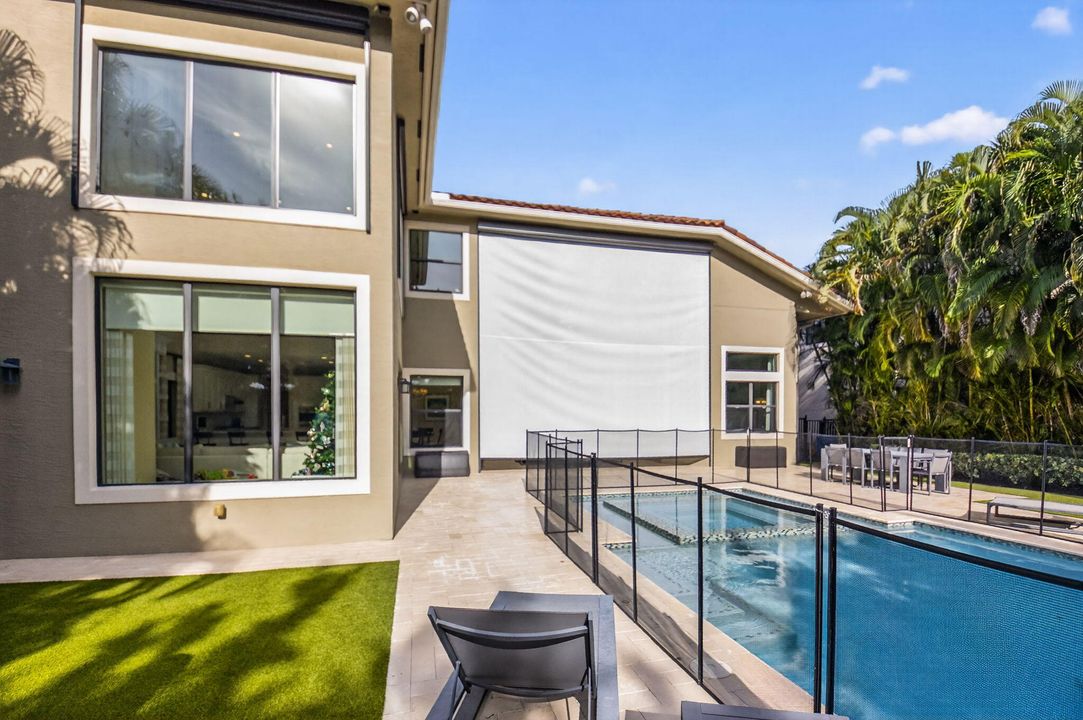 待售: $2,349,000 (5 贝兹, 5 浴室, 5031 平方英尺)