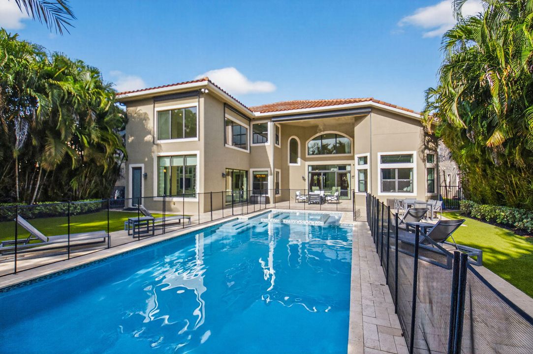 待售: $2,349,000 (5 贝兹, 5 浴室, 5031 平方英尺)