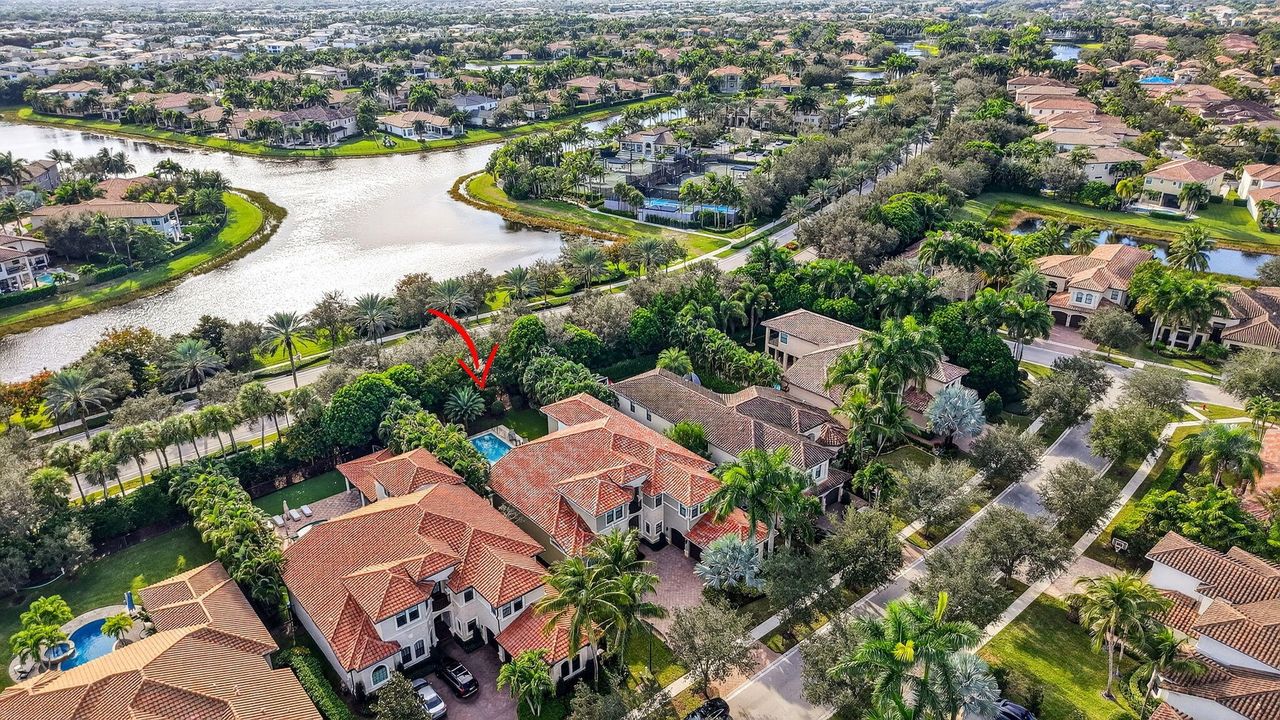 待售: $2,349,000 (5 贝兹, 5 浴室, 5031 平方英尺)